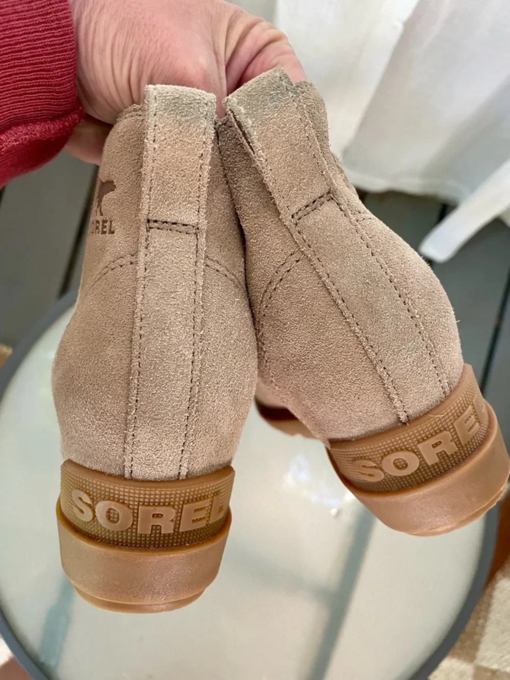 Sorel Women's Evie II Chelsea Suede Ankle Boots Size 9 Caribou Buff & Gum Tan